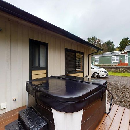By The River Nehalem Exterior foto